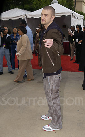 justin-yeatalkin2u.jpg